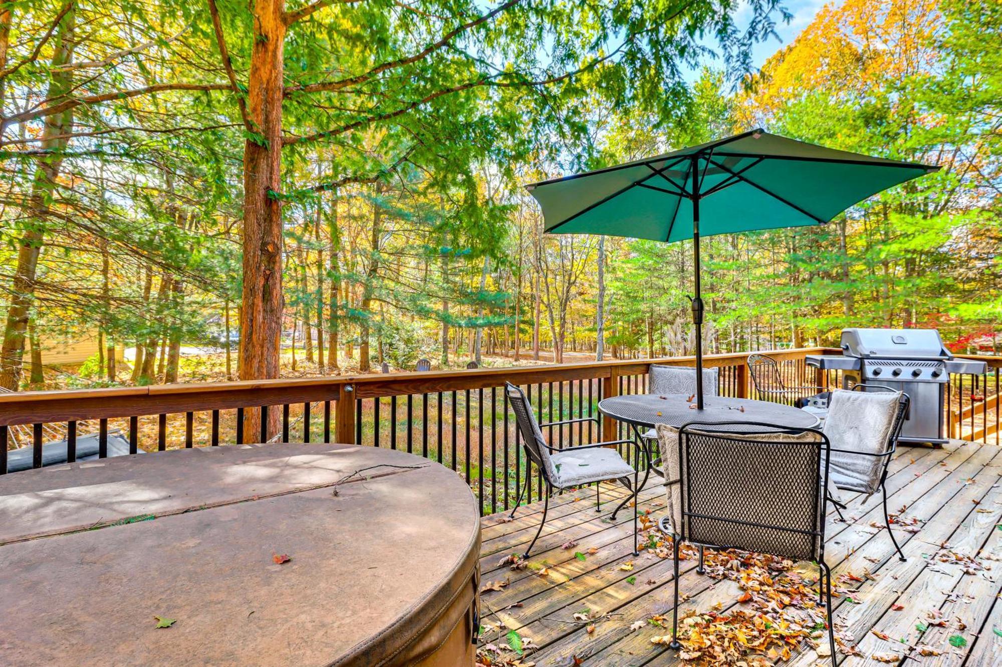 Quaint Jim Thorpe Cabin Retreat, Walk To Beach! Extérieur photo